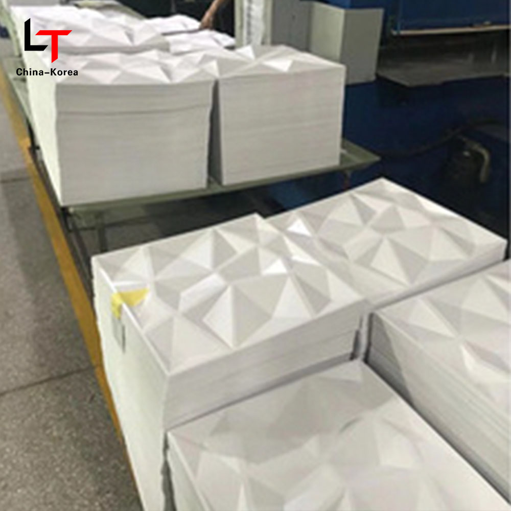 Nowoczesny panel ścienny 3D PCV/naklejka wewnętrzna wodoodporny matowy czarny kształt rombu do salonu dekoracja ścienna sypialni wodoodporna