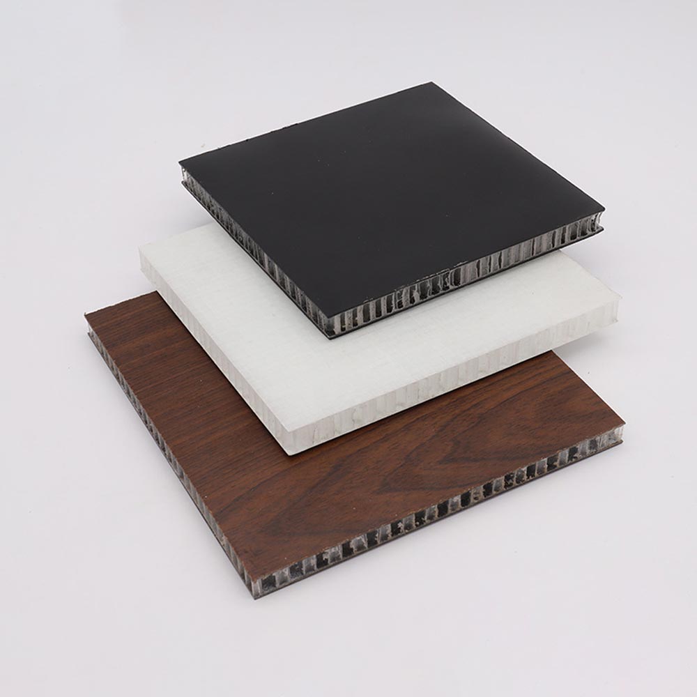 Materiał budowlany 12 mm Dekoracyjny aluminiowy wodoodporny materiał do dekoracji sufitu Aluminiowe panele o strukturze plastra miodu