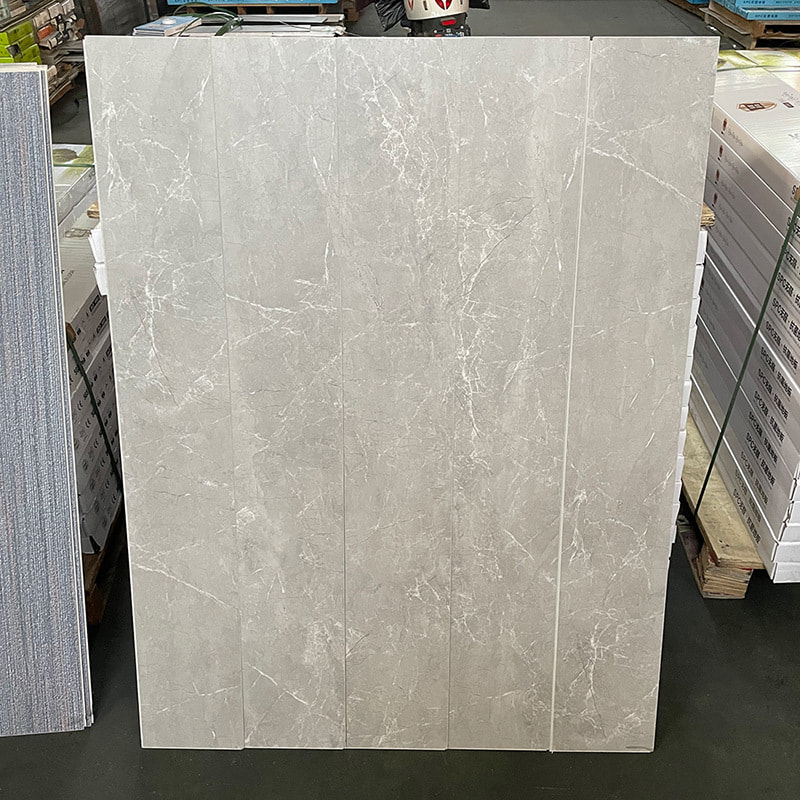 Biały i czarny marmur Drewniany słojowany sztywny rdzeń Blokada Click Lock Panele winylowe Podłoga Piso Wnętrze PCV Click Piso Podłoga SPC